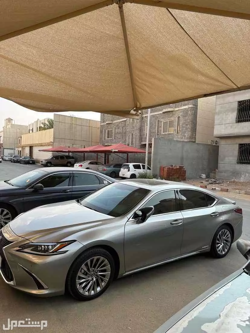 لكزس ES 2022 في الطائف بسعر 175 ألف ريال سعودي