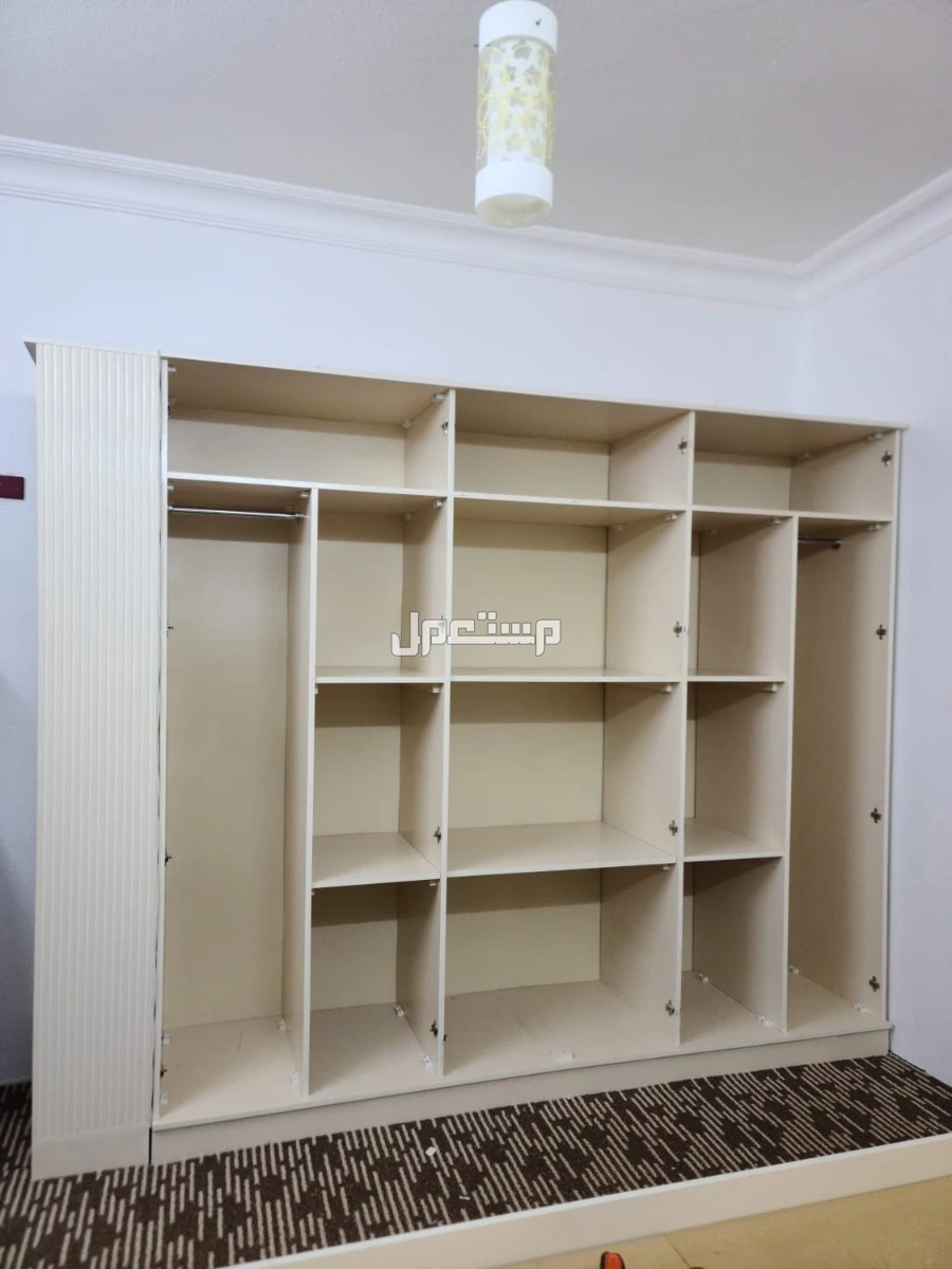 غرفة نوم شبه جديد  في الرياض بسعر 1500 ريال سعودي