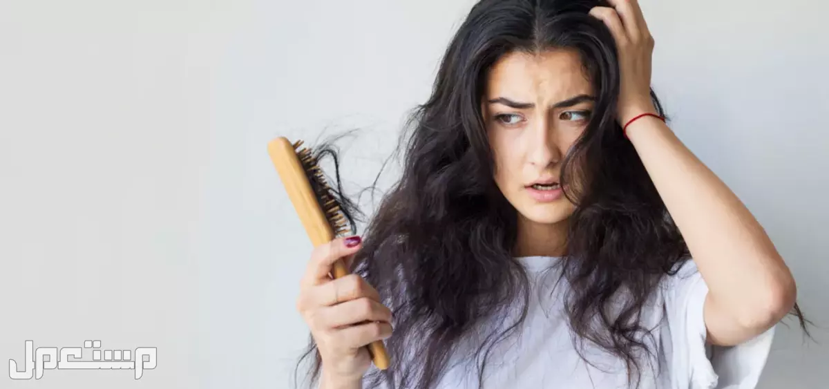 تفسير حلم تساقط الشعر عند لمسه للرجل والمرأة تفسير حلم تساقط الشعر خصل كبيرة