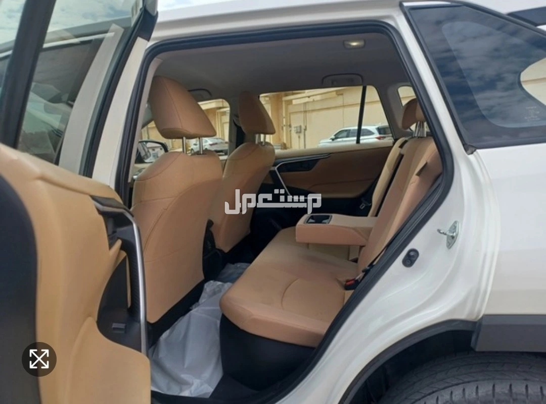 تويوتا راف فور 2022 في الرياض بسعر 98 ألف ريال سعودي