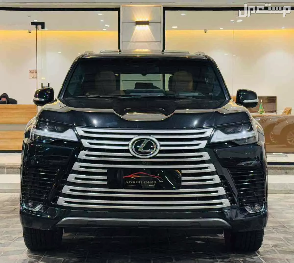 لكزس LX 2022 في الرياض بسعر 430 ألف ريال سعودي