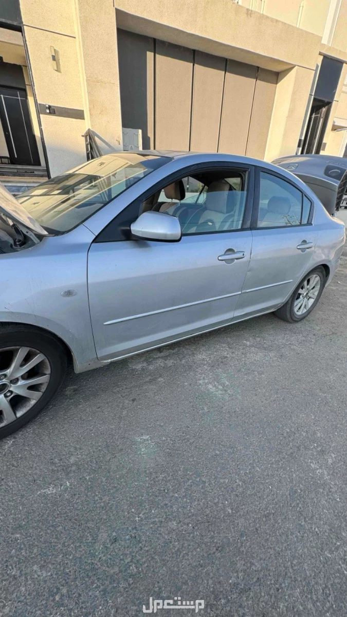مازدا 3 2007 في أبهــــا بسعر 10 آلاف ريال سعودي