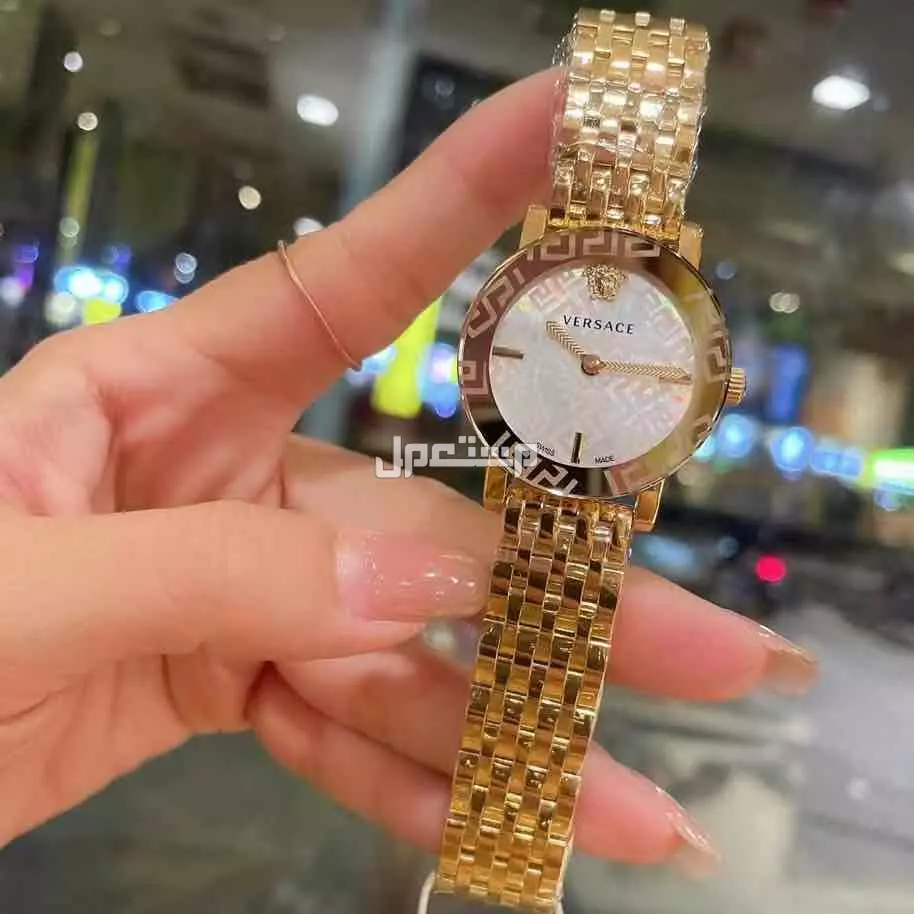 ساعه ماركة فرزاتشي 💎. موديلات نسائي مميزه الأكثر طلباً 🔥 . درجه اولى السير استيل نظيف + جلد ناعم ✅ تقليد درجه اولى - طبق الأصل تماماً💎 .  الرياض