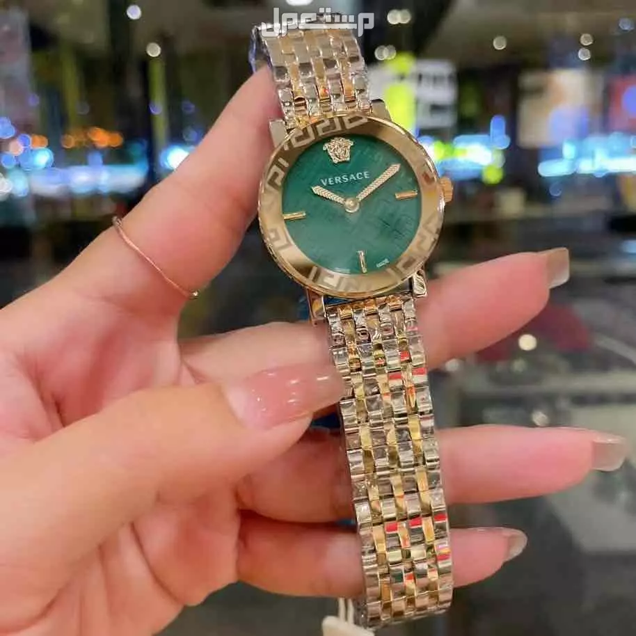 ساعه ماركة فرزاتشي 💎. موديلات نسائي مميزه الأكثر طلباً 🔥 . درجه اولى السير استيل نظيف + جلد ناعم ✅ تقليد درجه اولى - طبق الأصل تماماً💎 .  الرياض