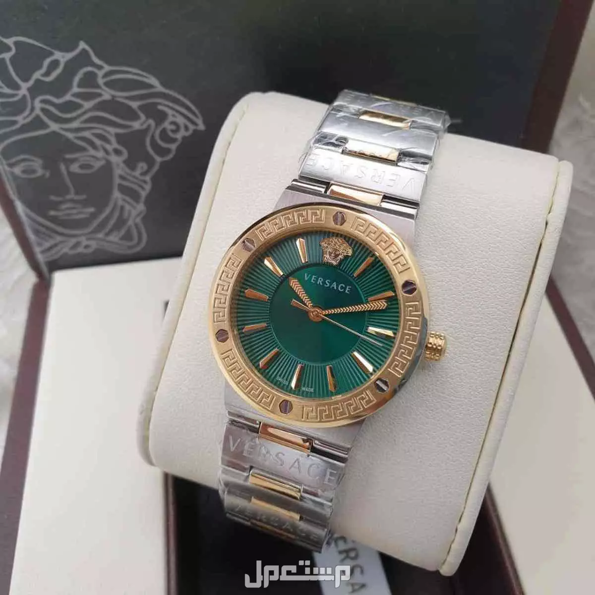 ساعه ماركة فرزاتشي 💎. موديلات نسائي مميزه الأكثر طلباً 🔥 . درجه اولى السير استيل نظيف + جلد ناعم ✅ تقليد درجه اولى - طبق الأصل تماماً💎 .  الرياض