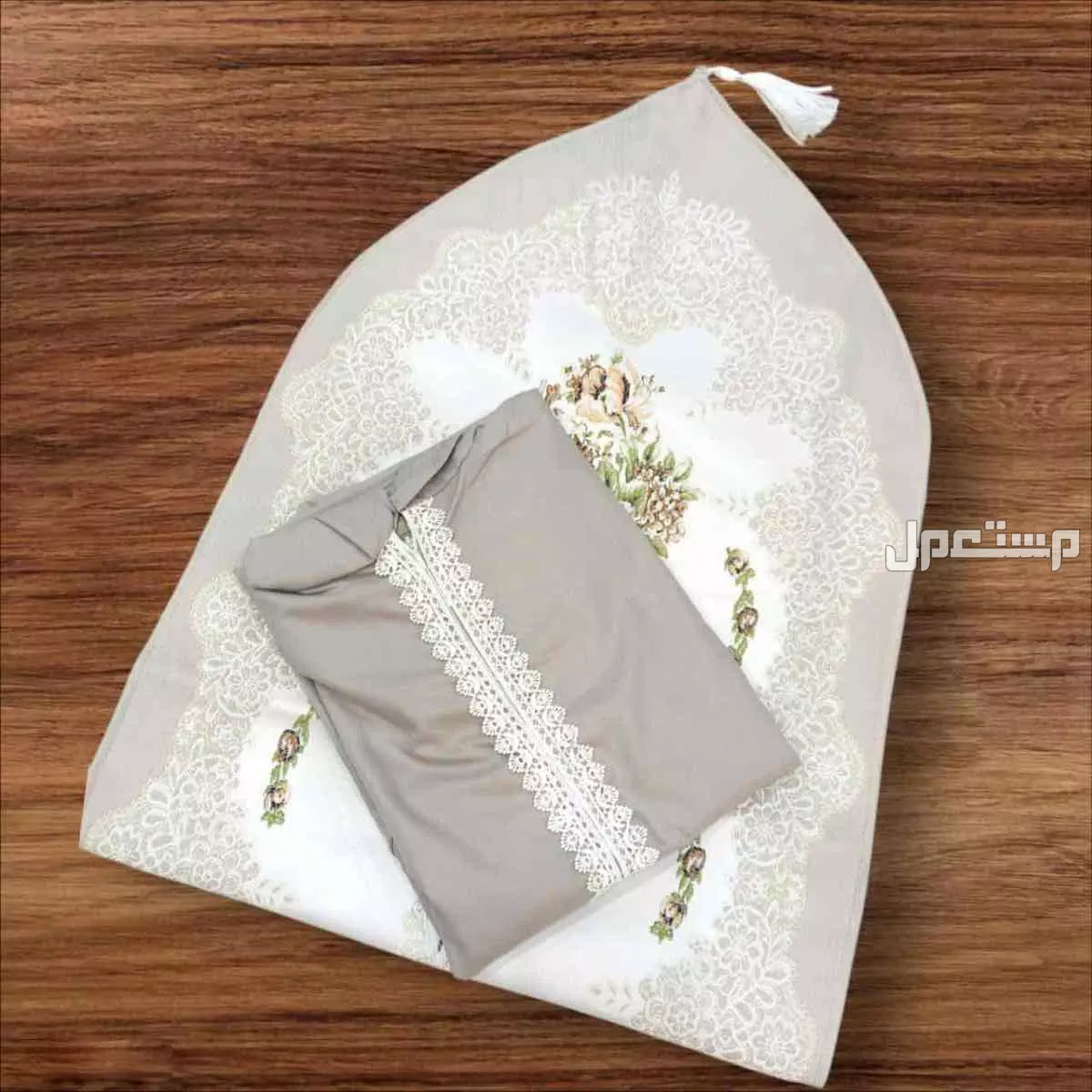 🌹عروضنا مستمره 🌹عرضنا اليوم  🌹اطقم صلاة مقاسات بنات  🌹من 5 سنه لين 13 سنه 🌹سجاد صلاة مبطن 🌹شرشف صلاة كلفه قطن سحاب 🌹جده