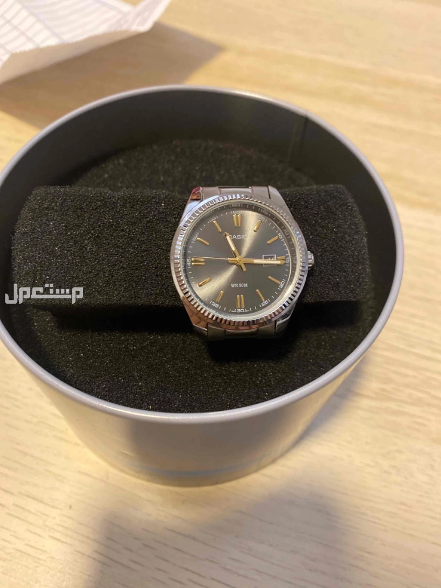 ساعه كاسيو نسائي اصليه مع الفاتوره والملحقات