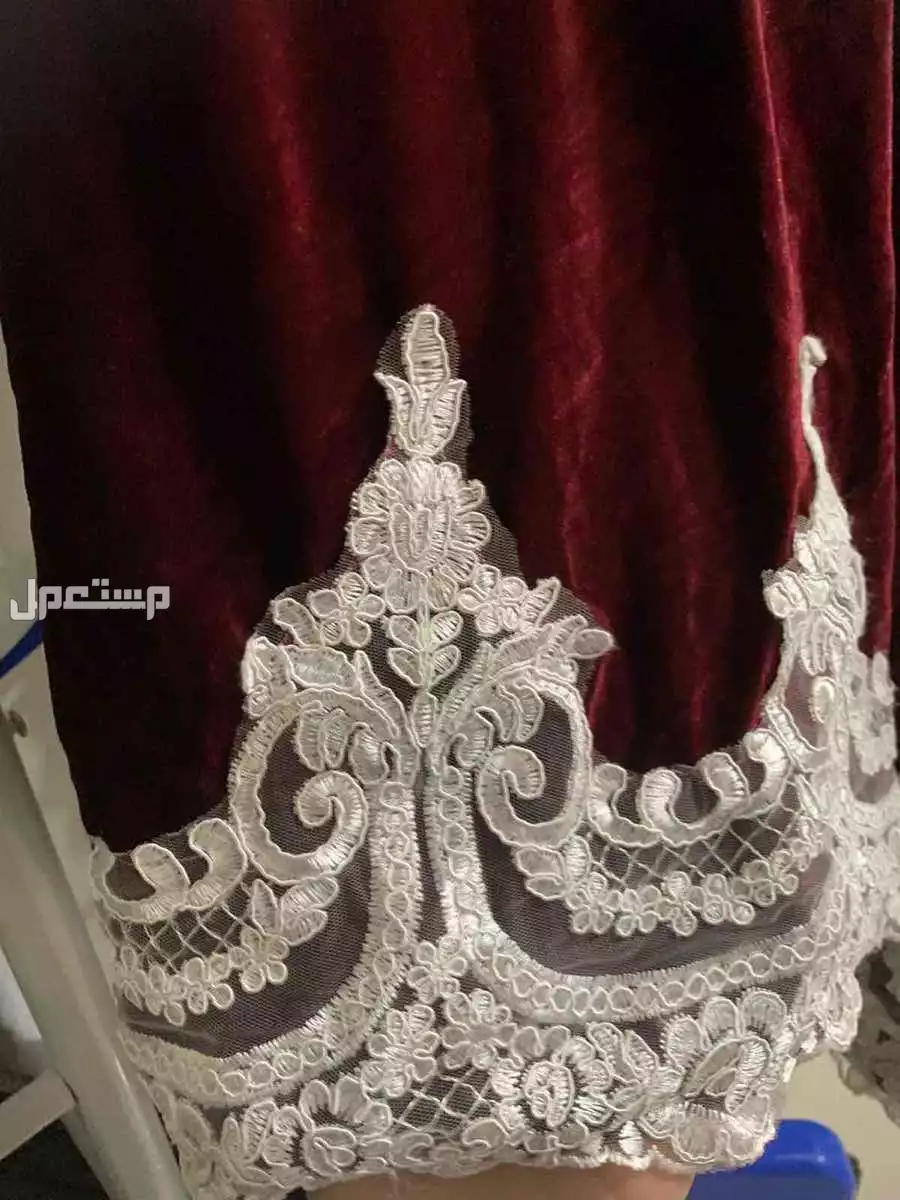فستان عنابي  في الرياض بسعر 150 ريال سعودي