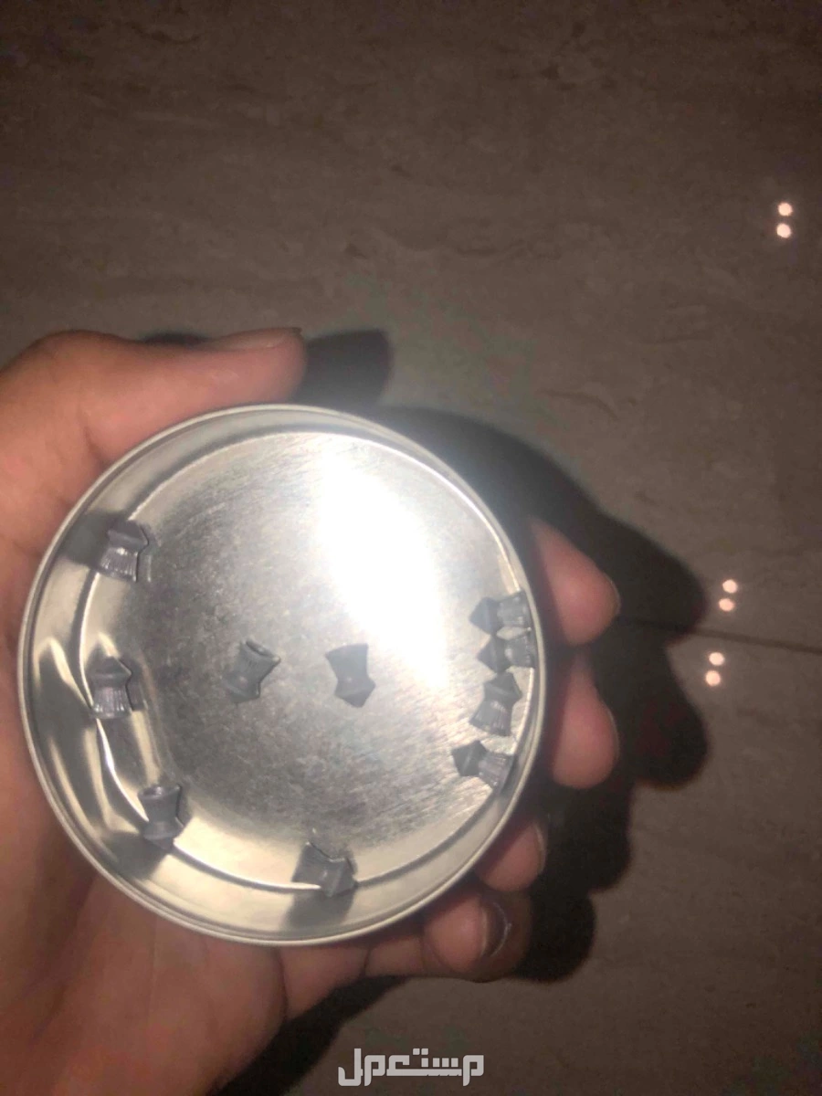 ساكتون هواء للبيع على اسوم ؟؟؟
