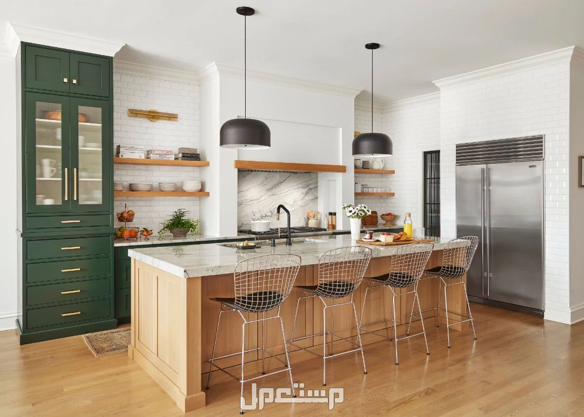 صور ديكورات مطابخ كلاسيك 2025 بتصاميم حديثة أنيقة صور ديكورات مطابخ كلاسيك