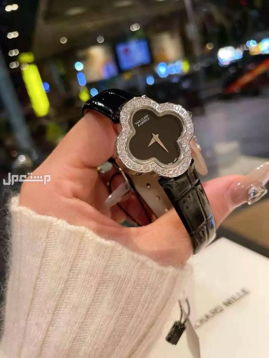 ساعات فان كليف ماستر كوالتي نسائي مع ضمان