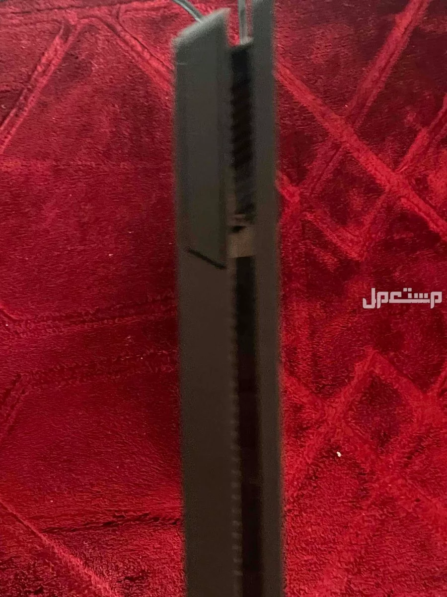 للبيع بلايستيشن 4 بسعر 600 ريال ومع الاشرطة ب800 ب800 ريال