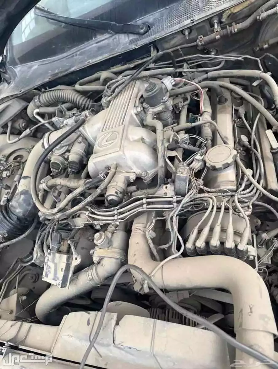 للبيع مكينه + قير + وجهية لكزس LS 400 موديل 2000وكاله نظيفه + اصطبات خلفيه وصدام وكاله  في خميس مشيط