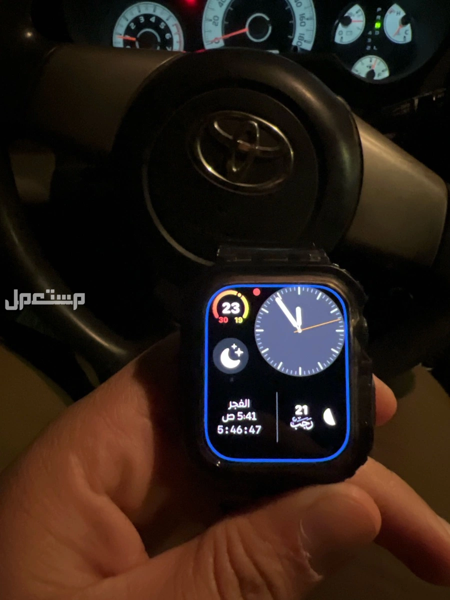 ساعة ابل اصدار 9  في مكة المكرمة بسعر ألف ريال سعودي