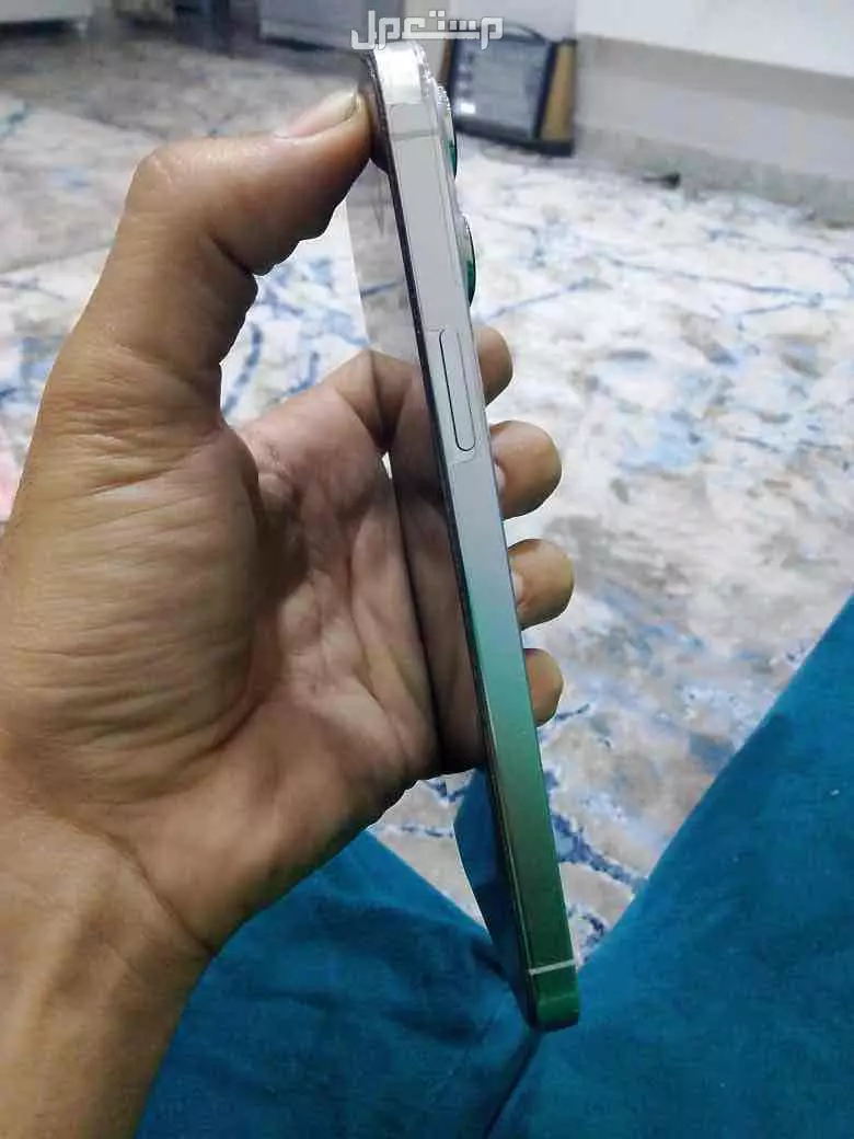 ايفون 13 برو ماكس البطاريه 87 المساحه 256 التلفون مفهوش اي  حاجه