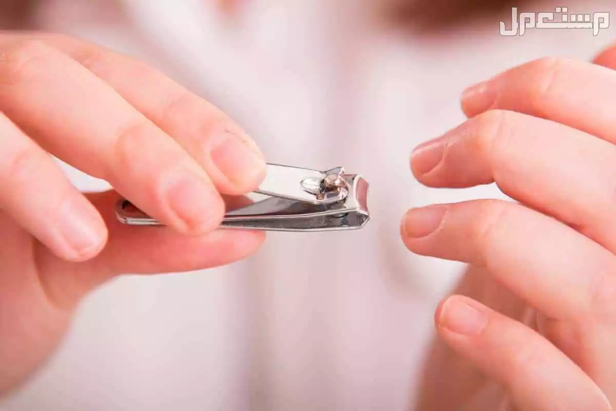 تفسير حلم قص الأظافر في المنام للرجل والمرأة تأويل حلم قص الأظافر لابن سيرين