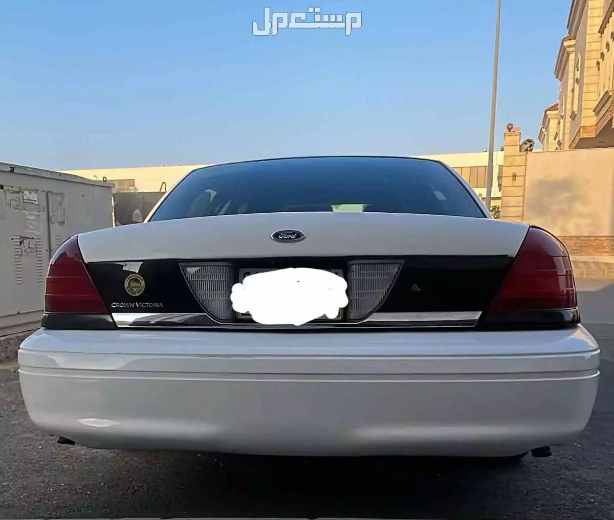 فورد فكتوريا كروان بسعر 28 ألف ريال سعودي