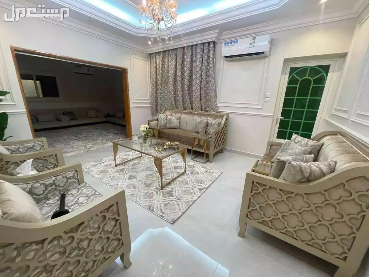 للبيع كنب في جدة بقيمة 1200 ريال