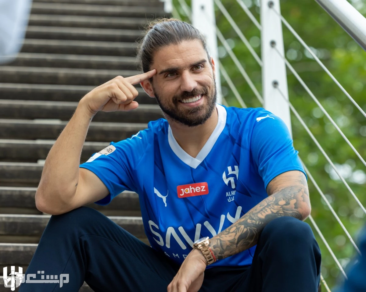 ما هي صفقات الهلال السعودي الشتوية 2025 البرتغالي روبن نيفيز