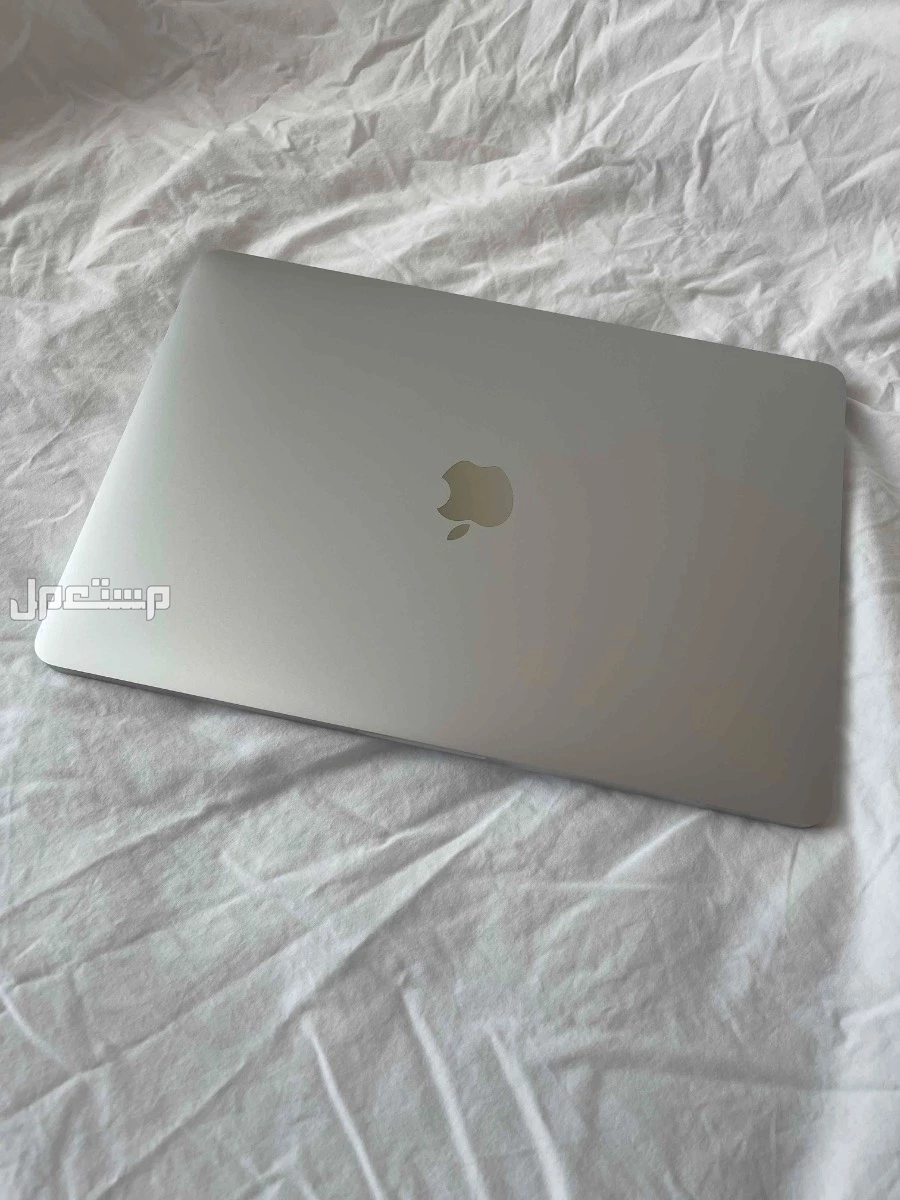 ابل ماك بوك برو MacBook Pro M2