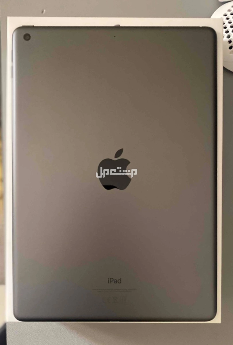 ايباد ابل الجيل 9 للبيع ب 1300 قابل للمفاوضه