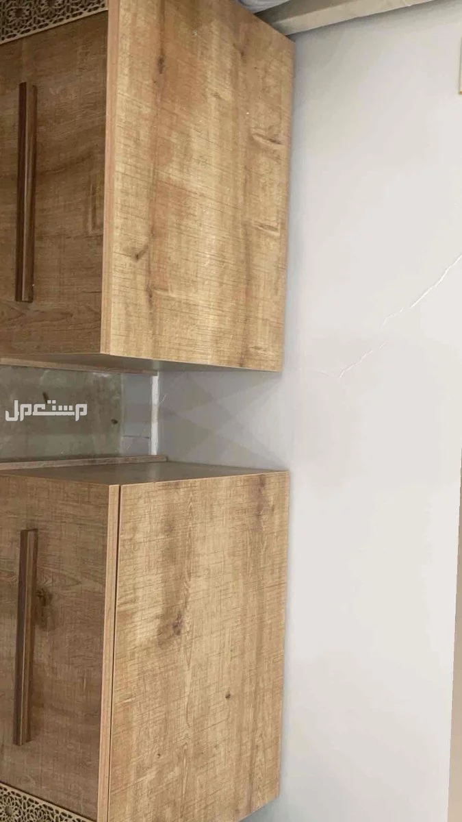 تسريحه و كمدينه في حفر الباطن بسعر 700﷼ كامل