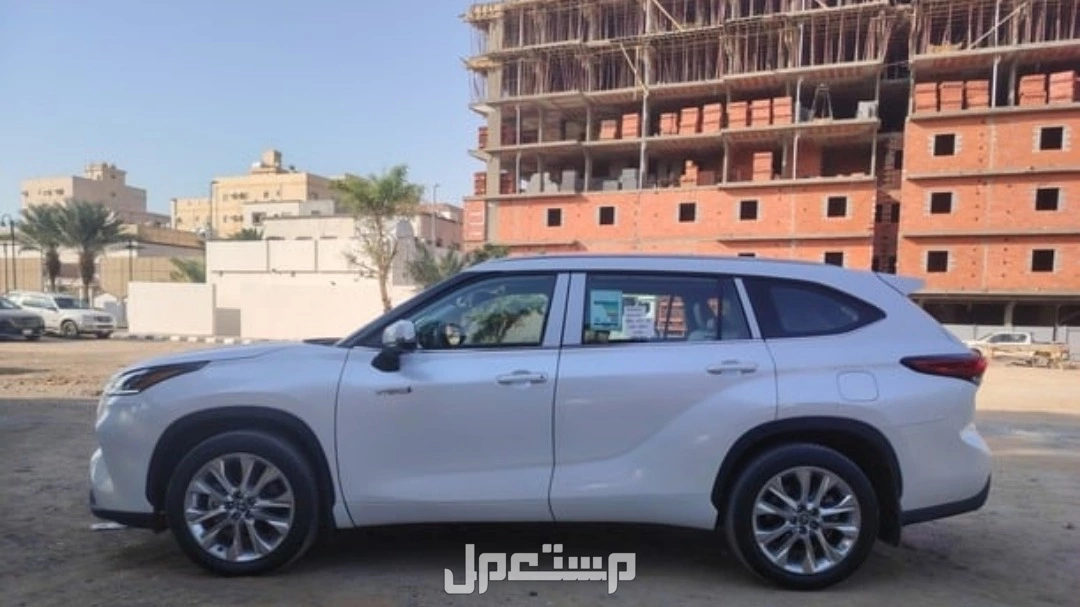 تويوتا هايلاندر 2023 في جدة بسعر 184500 ريال سعودي