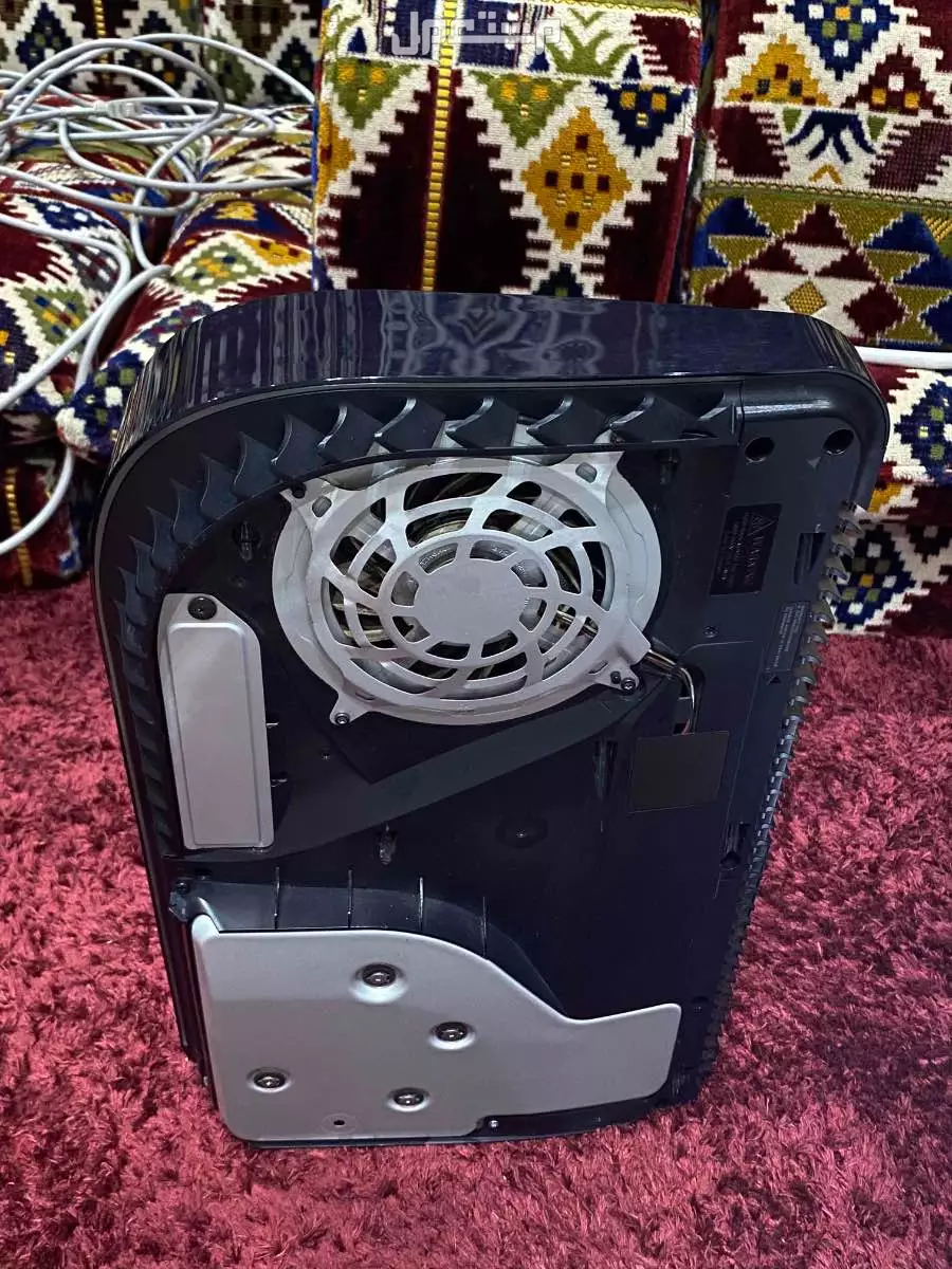 سوني 5 نسخه شبه نادر + شاشةG6 مكسور + ماوس وكيبورد وماوس باد