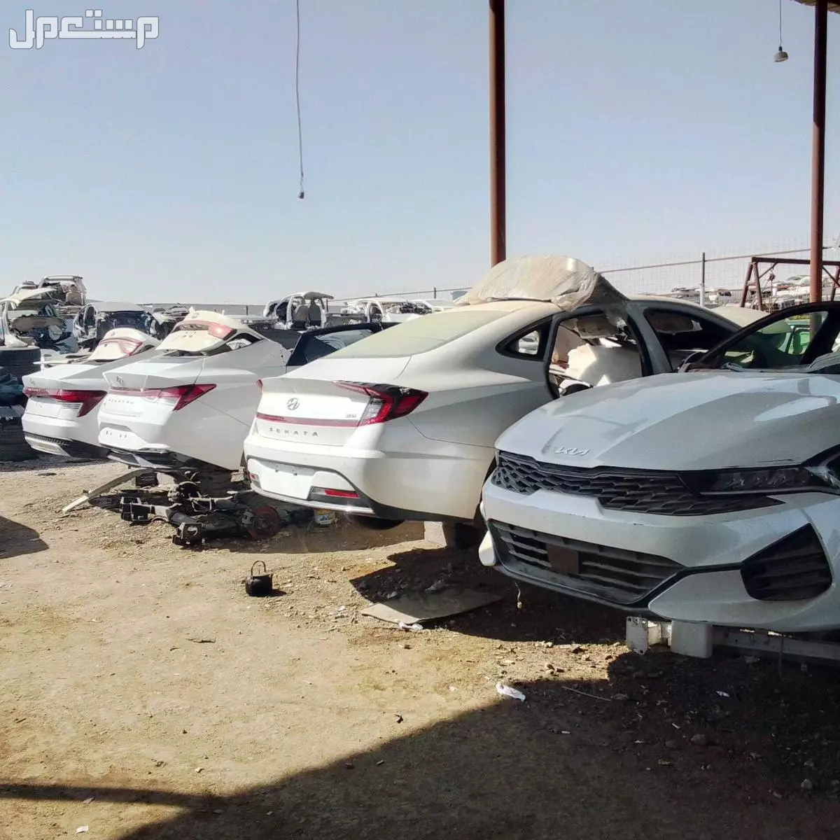 يوجد لدينا قطع غيار السيارات بأنواعها تشليح  باسعار مناسبه كوامري وياري موديلات مختلفه 2015