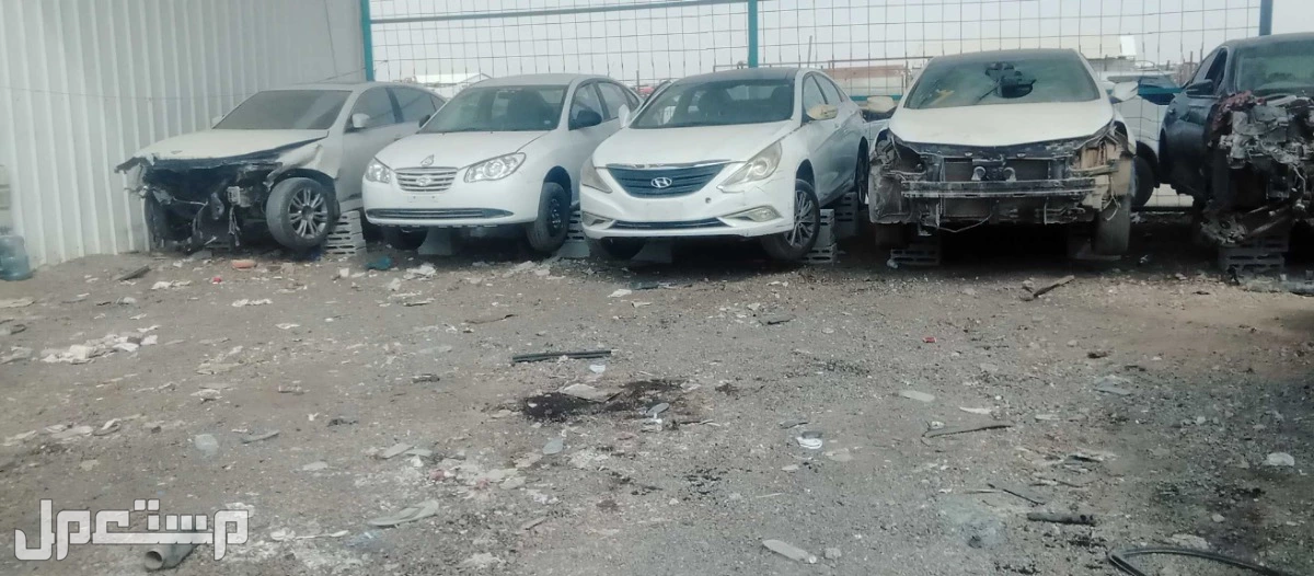 يوجد لدينا قطع غيار السيارات بأنواعها تشليح  باسعار مناسبه كوامري وياري موديلات مختلفه 2015