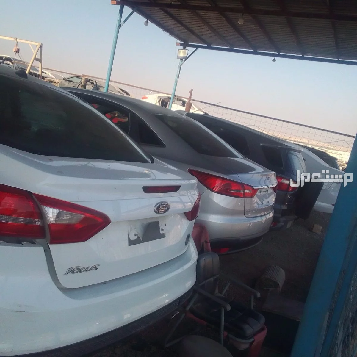 يوجد لدينا قطع غيار السيارات بأنواعها تشليح  باسعار مناسبه كوامري وياري موديلات مختلفه 2015