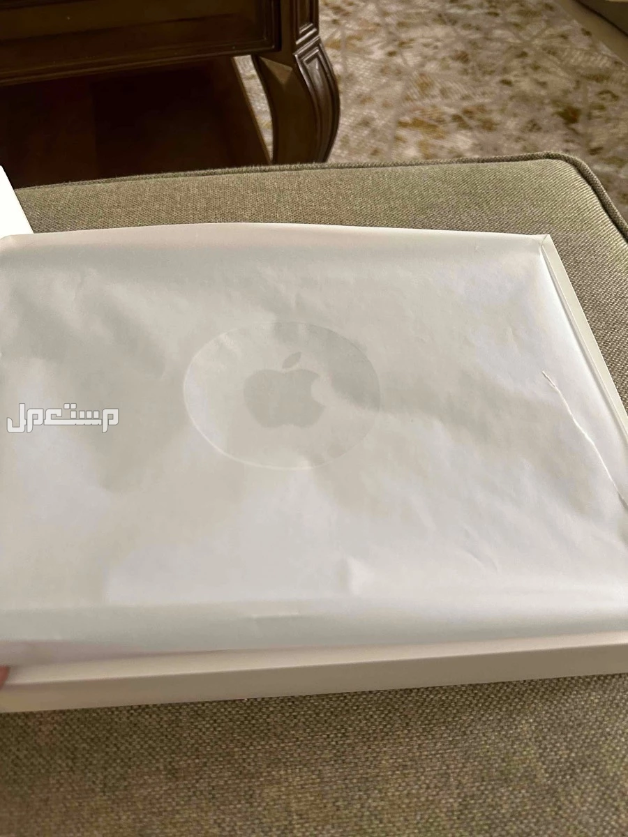 أبل ماك بوك اير M2 (2022) الموقع في الرياض