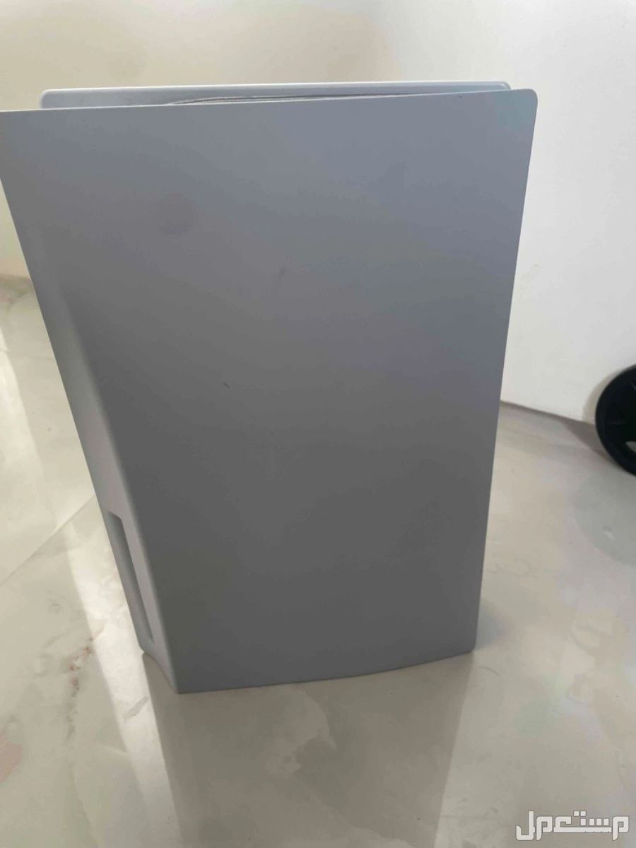 سوني 5للبيع مستعمل في الرياض سعر 1200 قابل لتفاوض