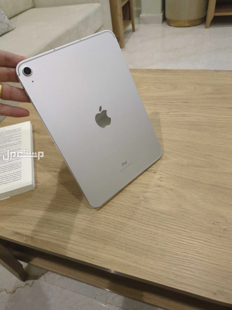 ipad 10th Generation 64GB في العليا الرياض بسعر 1100 ريال سعودي