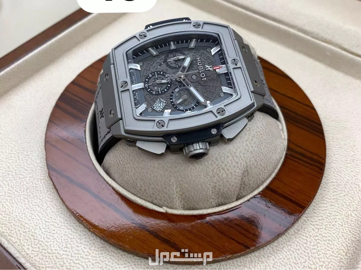 ساعة هوبلت مربع هدايا رجاليه مميزة لطلب وتساب
0558054211