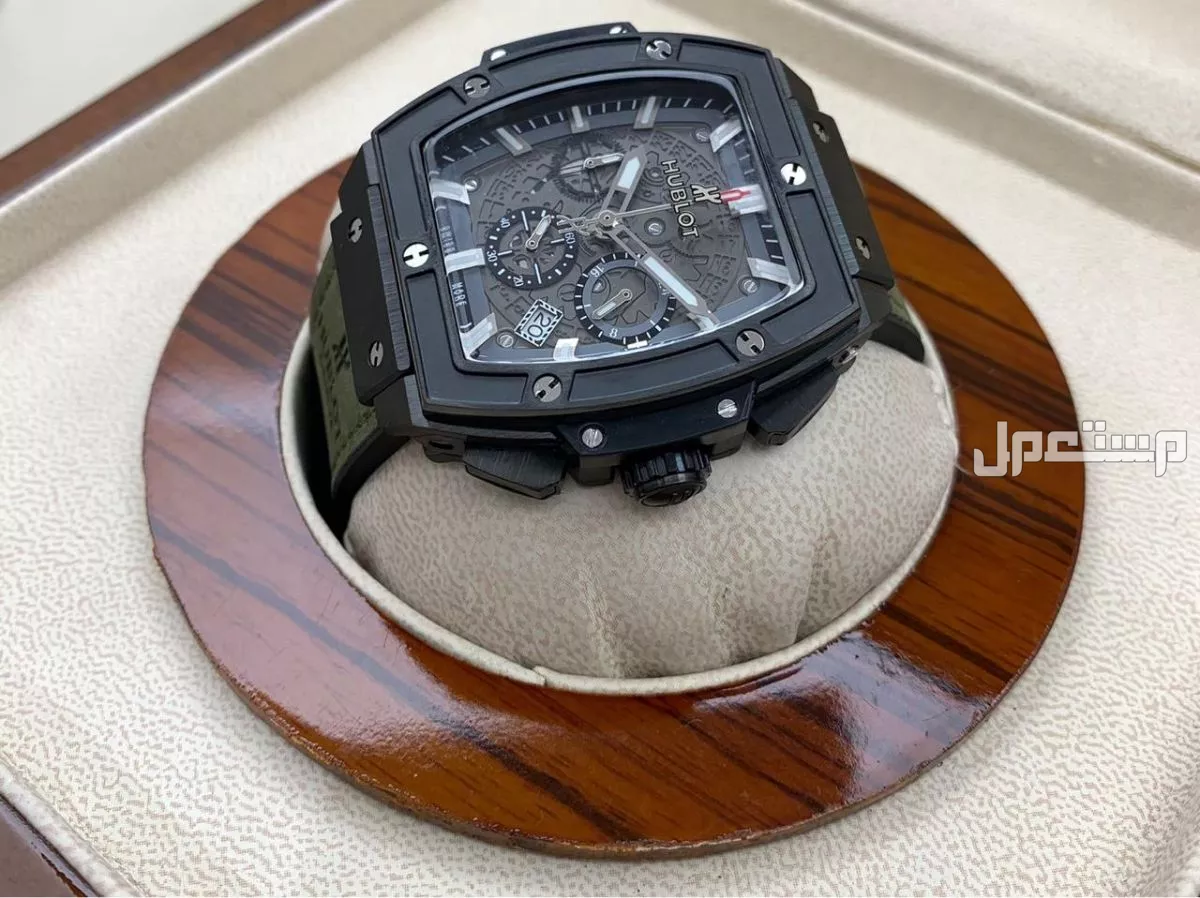 ساعة هوبلت مربع هدايا رجاليه مميزة لطلب وتساب
0558054211