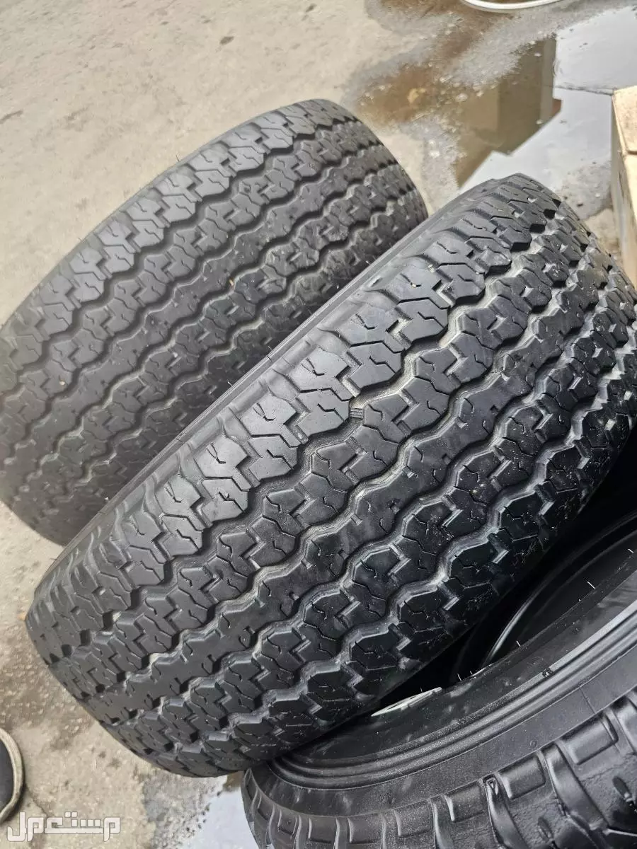 كفرات دنلوب للبيع 275/70/16 نضاف مره