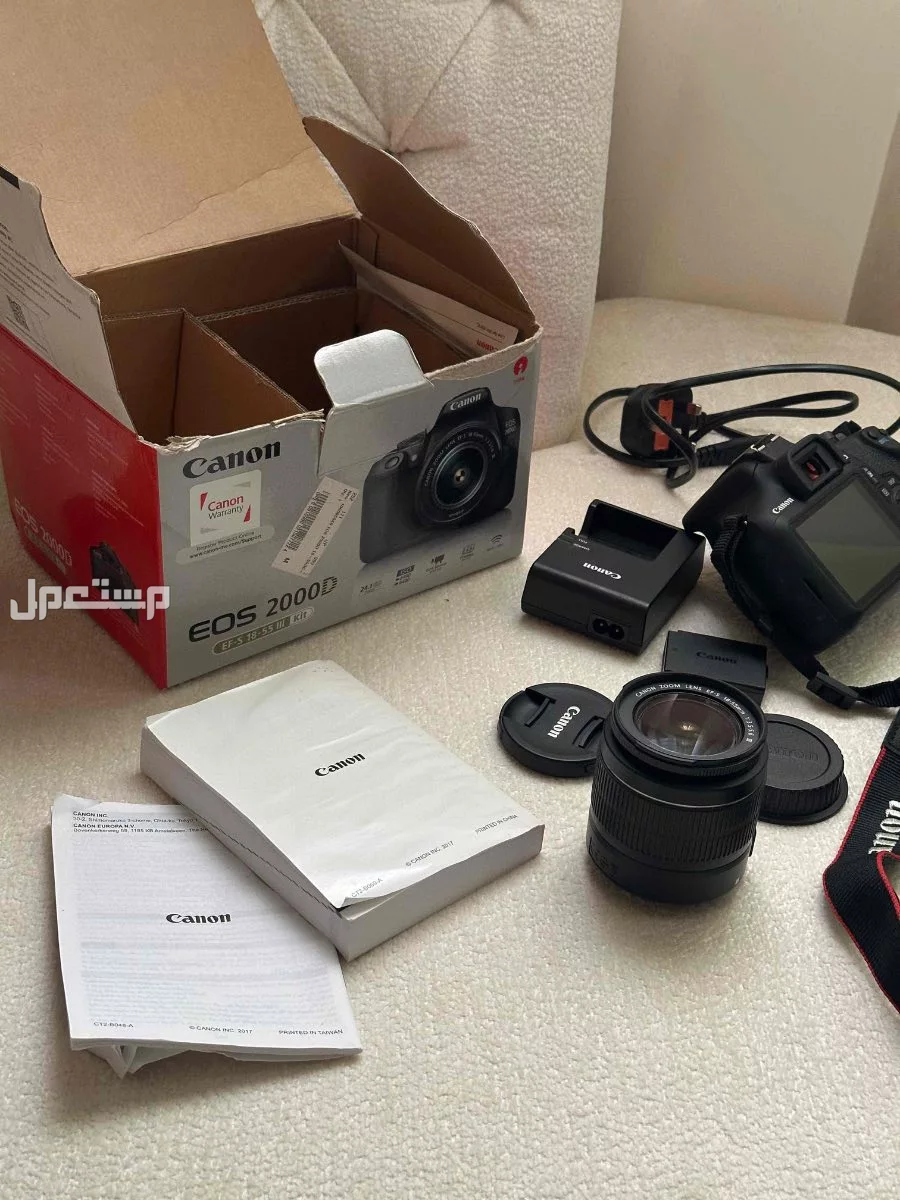 كاميرا احترافية كانون 2000D في القريات بسعر 800 ريال سعودي