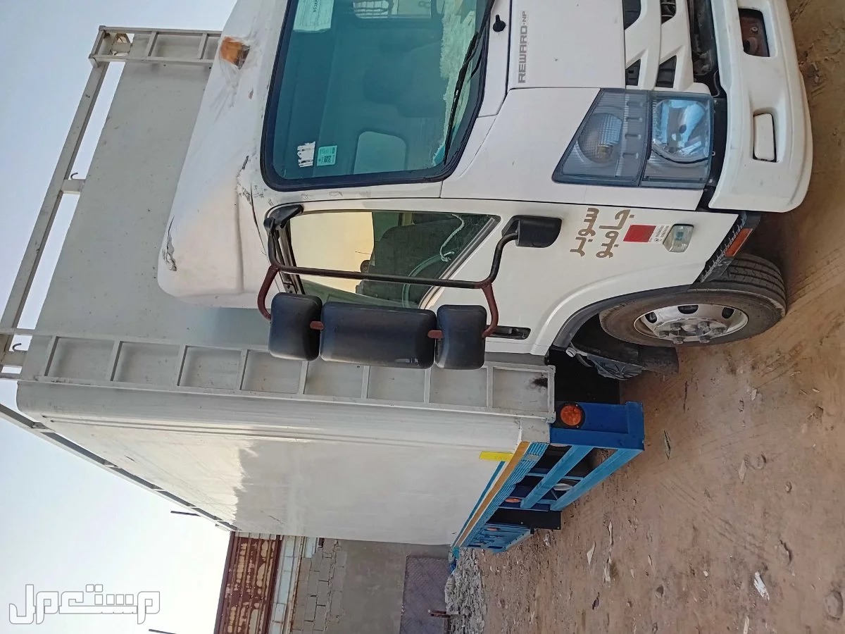شركه نقل عفش داخل وخارج  في خميس مشيط