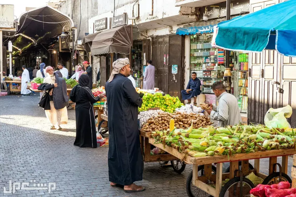 تفاصيل تكاليف المعيشة في السعودية 2025.. دليل شامل كم تحتاج شهريًا للعيش في السعودية؟