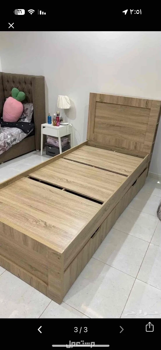 سرير نوم من هوم بوكس جديد ويوجد به ادراج للملابس وغيره
