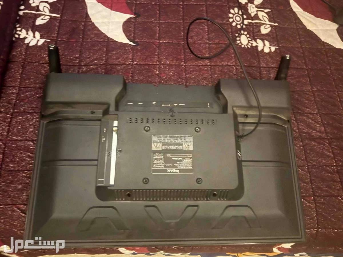 شاشه بوصه 32 للبيع وسعر كويس 350 وساكن في النرجس حي ابراهيم بن هادي والحق علي قبل لايروح