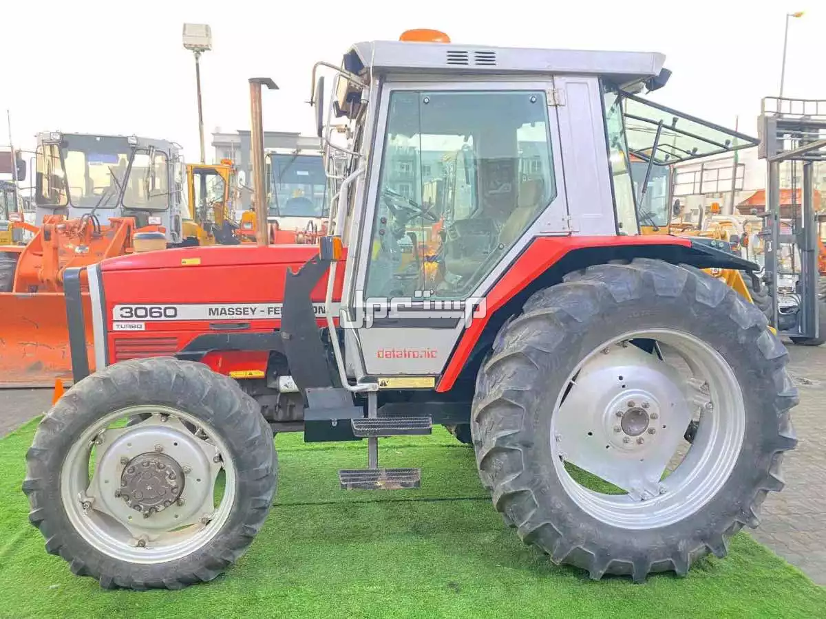 جرار ماسي فيرغسونMASSEY FERGUSON 3060