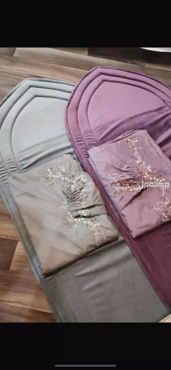 اطقم صلاه مخفضه وشراشف ومصاحف ملونه وبوكسات