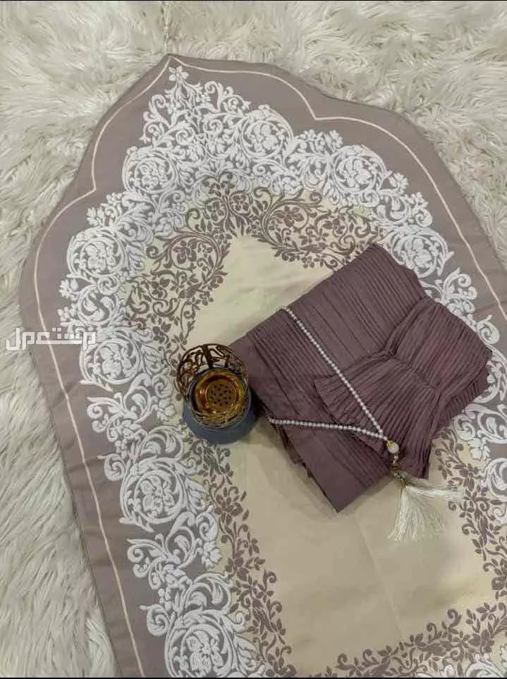 اطقم صلاه مخفضه وشراشف ومصاحف ملونه وبوكسات