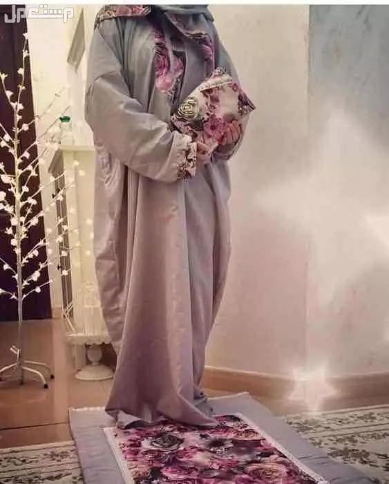 اطقم صلاه مخفضه وشراشف ومصاحف ملونه وبوكسات