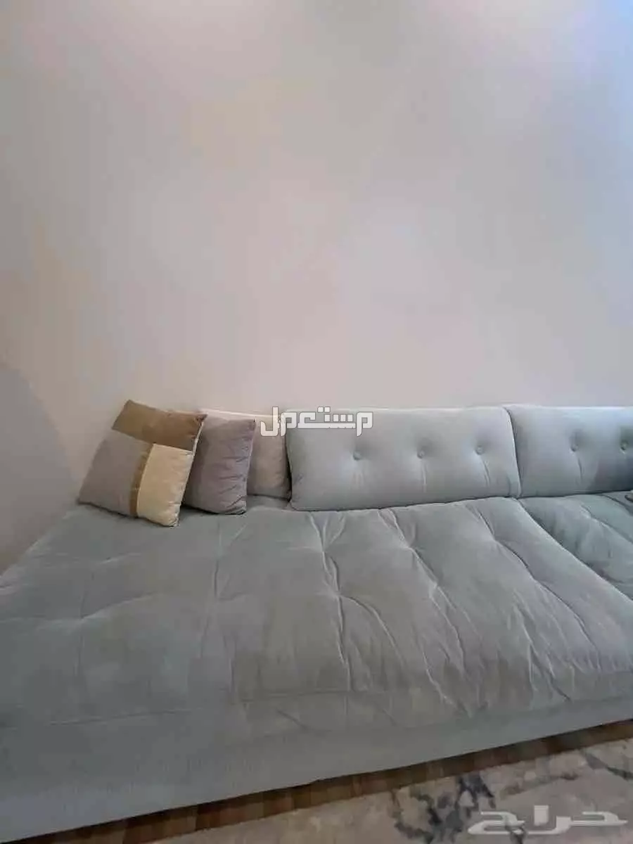 كنب امريكي حرف L في الرياض بسعر 700 ريال سعودي