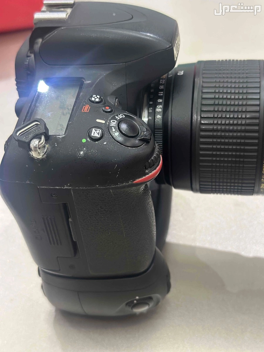 كاميرا نيكون D600 مع عدسة 300-70 تامرون