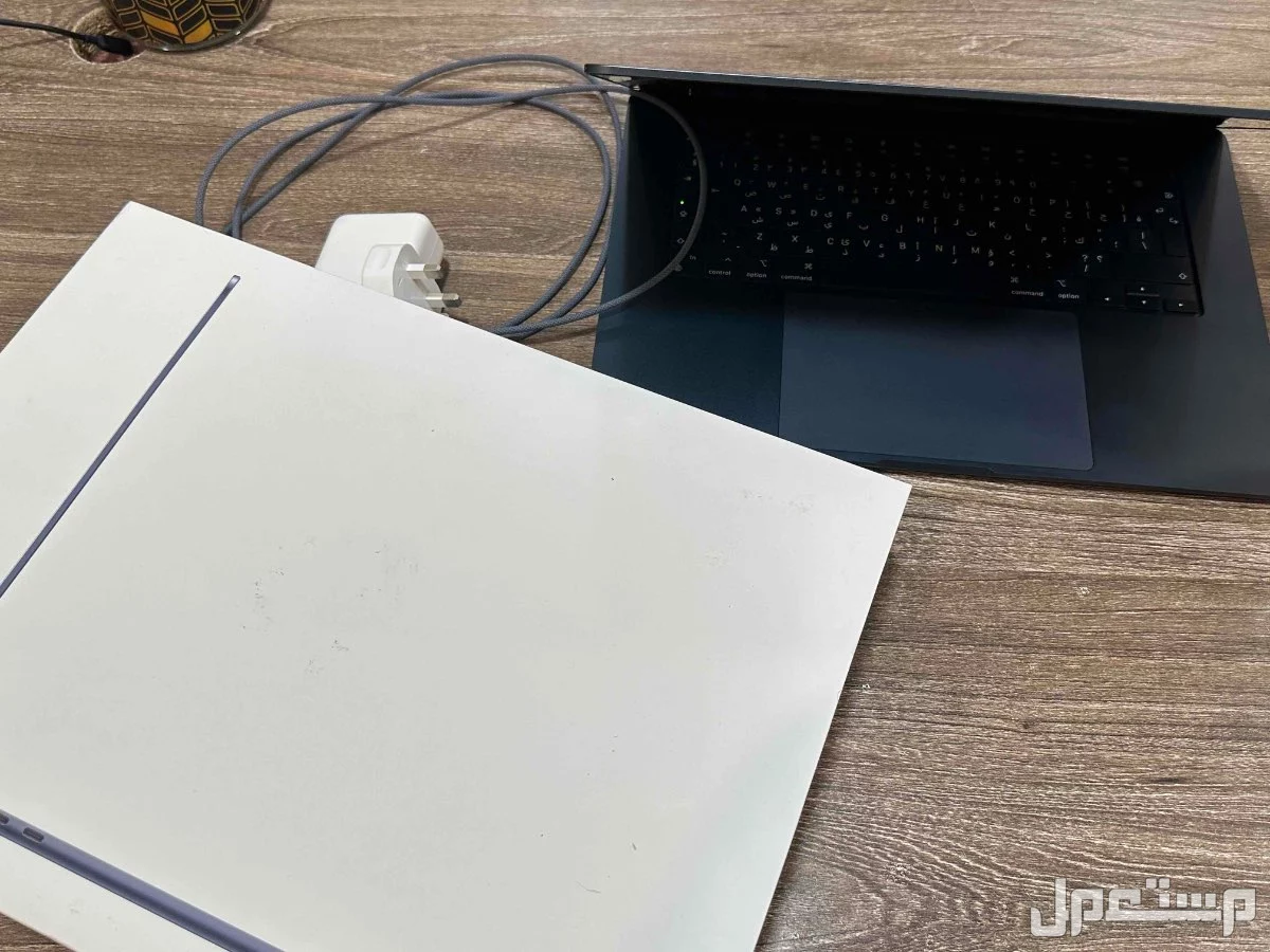 ابل ماك بوك اير M3 2024 256gb "15  ازرق فلكي جديد مع ضمان اكسترا 3س