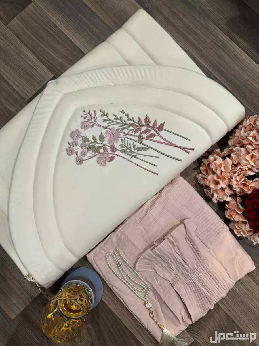 🌹عروضنا مستمره 🌹اطقم صلاة نسائي بناتي خامه نظيفه 🌹موديل جديد 🌹الطقم يتكون من 🌹سجاد صلاة مبطن اثنين سنت 🌹شرشف صلاة قطن مكسر 🌹سبحه 🌹